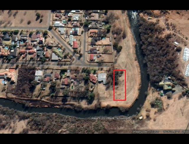 LAND FOR SALE IN ROTHDENE